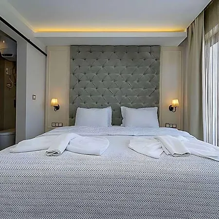 Rooms365 *