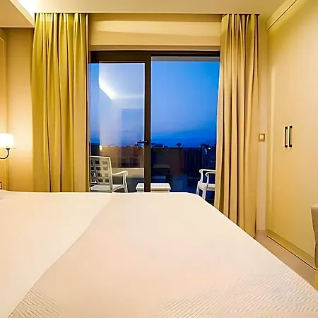 ホテル Rooms365 フェティエ