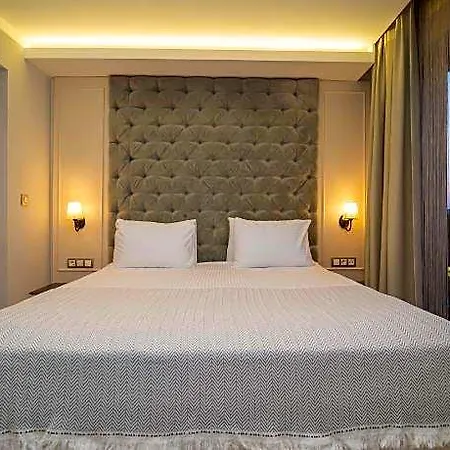Rooms365 *