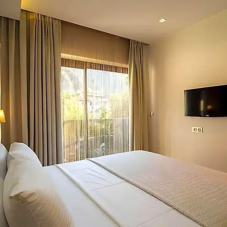 Hotel Rooms365