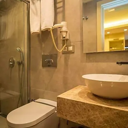 Rooms365 Hotel *